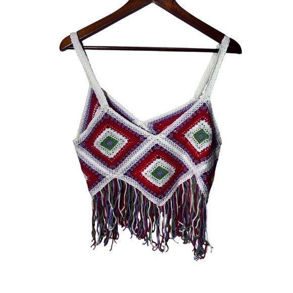 New In Cropped Crochet Knit Granny Square Crop Top Fringe Size Small Medium NWT - Picture 8 of 8
